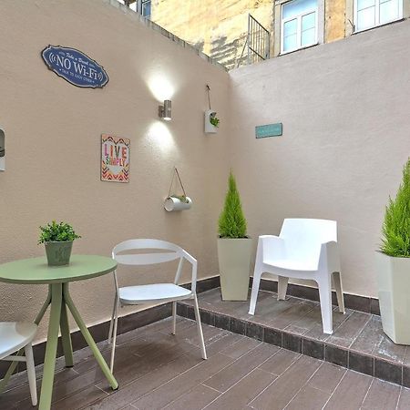 Traditional Apartment With A Terrace, Ac And Fast Internet Lisboa Exterior foto